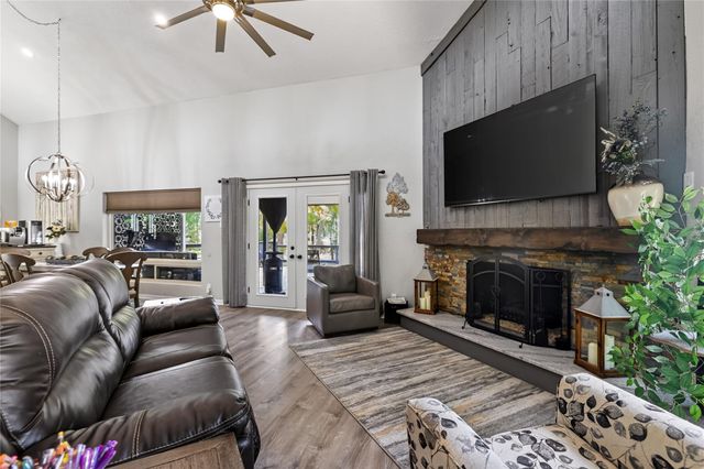 15696 Lakeway Drive, Willis, TX 77318