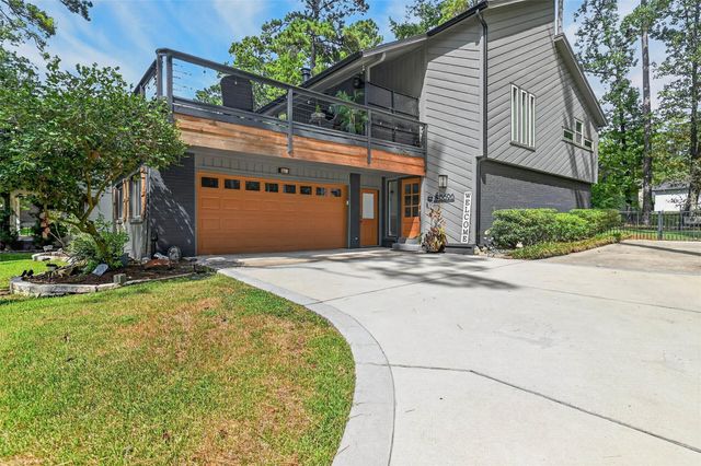 15696 Lakeway Drive, Willis, TX 77318