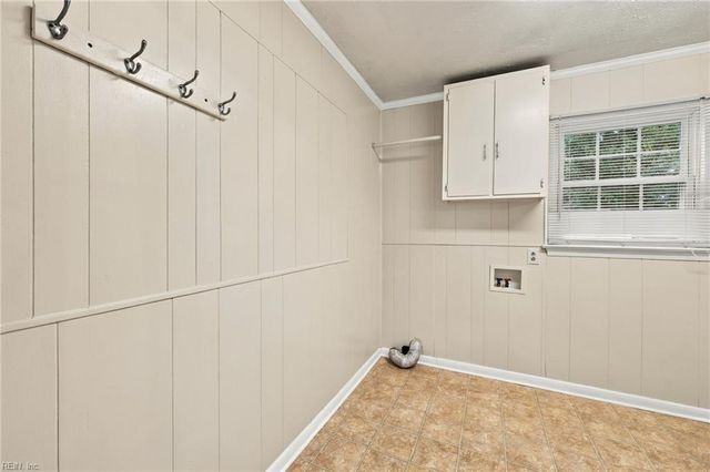 6014 Old Chestnut AVE, Newport News, VA 23605