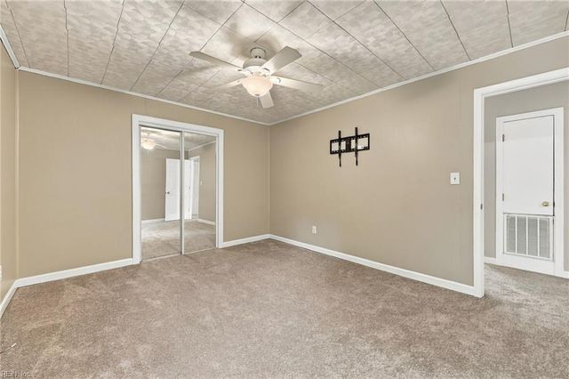 6014 Old Chestnut AVE, Newport News, VA 23605