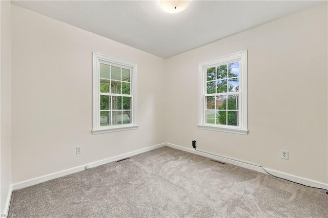 6014 Old Chestnut AVE, Newport News, VA 23605