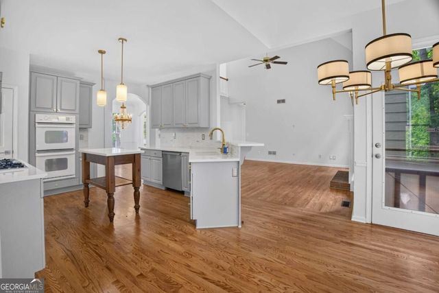 108 Vine Creek Place, Acworth, GA 30101