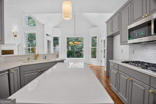 108 Vine Creek Place, Acworth, GA 30101