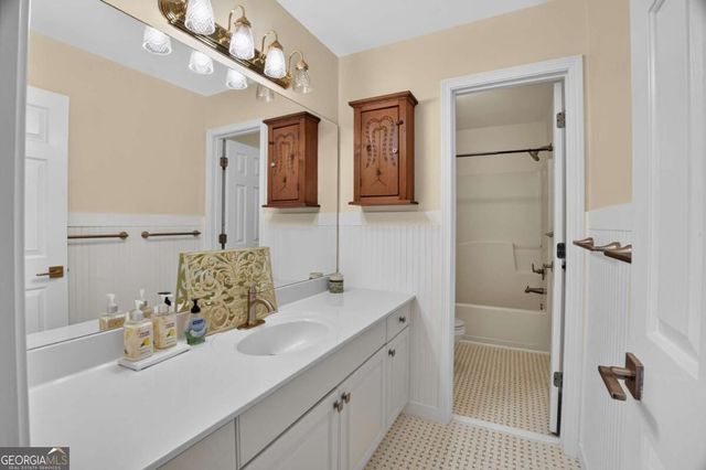 108 Vine Creek Place, Acworth, GA 30101