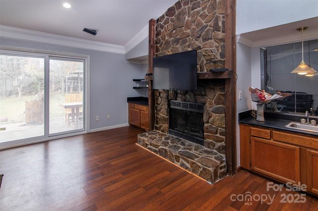 4715 Cricklewood Lane, Charlotte, NC 28212