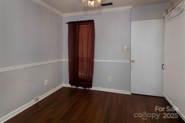 4715 Cricklewood Lane, Charlotte, NC 28212