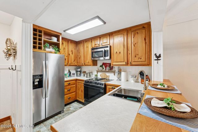 99 BROAD RIVER Place 1306, Welaka, FL 32193