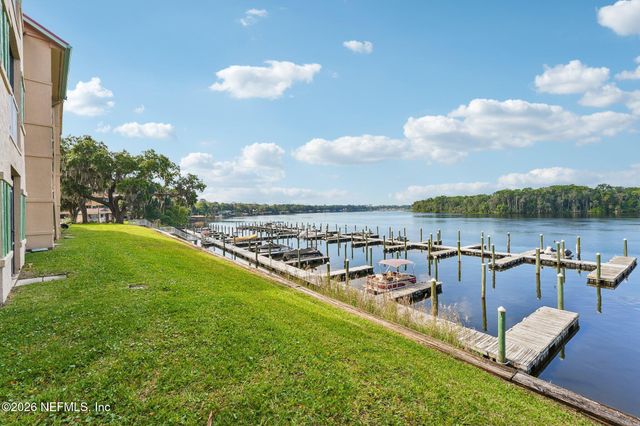 99 BROAD RIVER Place 1306, Welaka, FL 32193