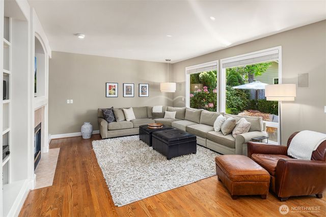 3517 211th Pl SE, Sammamish, WA 98075