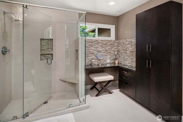 3517 211th Pl SE, Sammamish, WA 98075