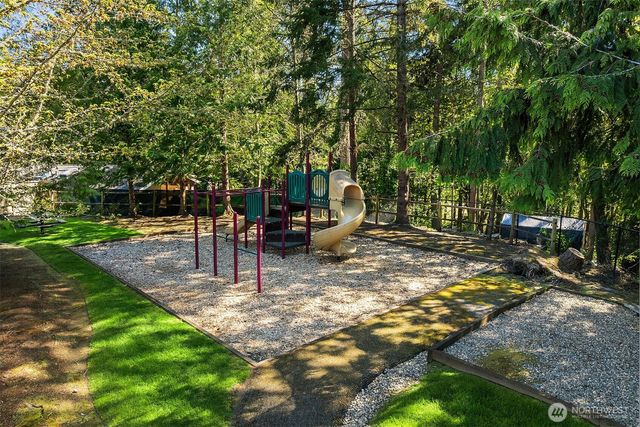3517 211th Pl SE, Sammamish, WA 98075