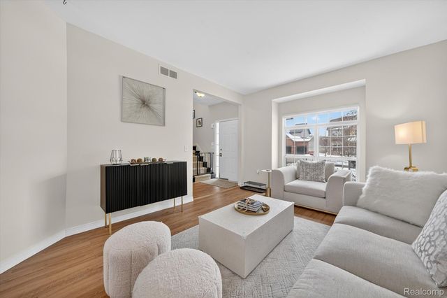 17361 Spartan Drive, Brownstown Charter Township, MI 48174