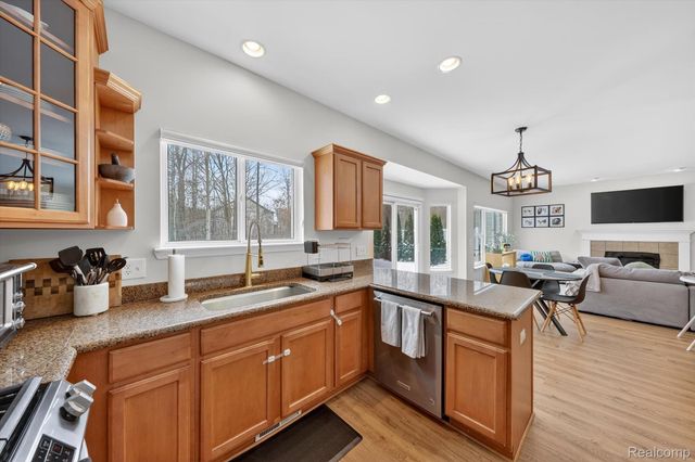 17361 Spartan Drive, Brownstown Charter Township, MI 48174