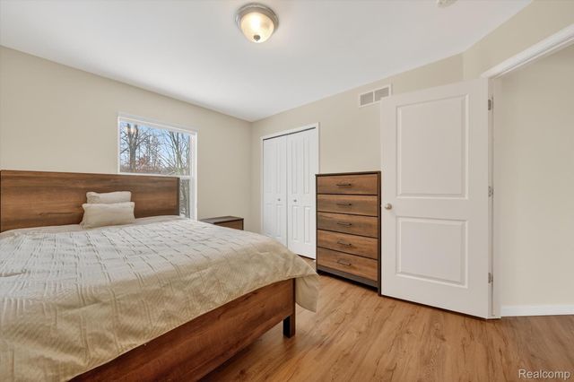 17361 Spartan Drive, Brownstown Charter Township, MI 48174