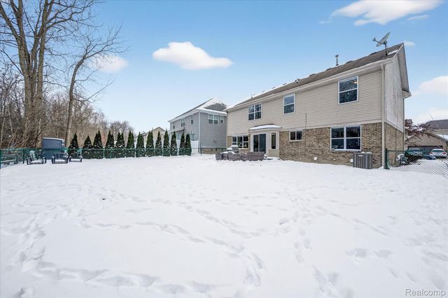 17361 Spartan Drive, Brownstown Charter Township, MI 48174