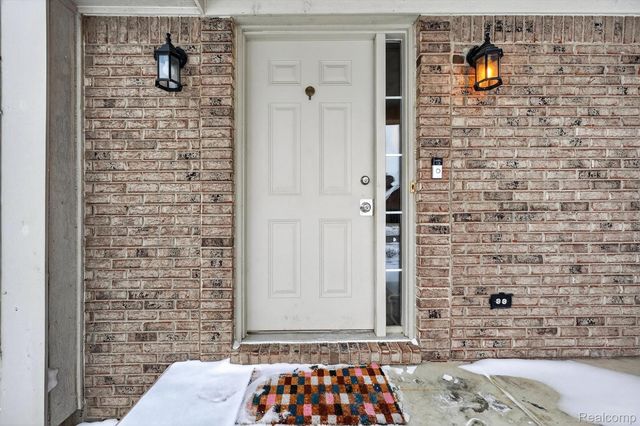 17361 Spartan Drive, Brownstown Charter Township, MI 48174