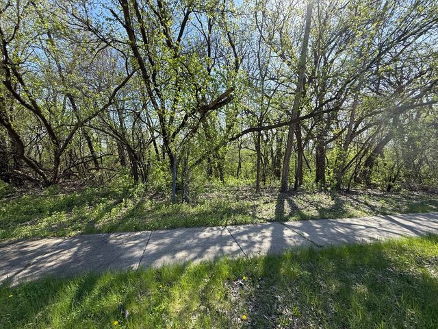 1716-1728-1740 Oak Drive, Mchenry, IL 60050