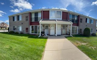 503 Sunset Lane, Saint Clair Shores City, MI 48082