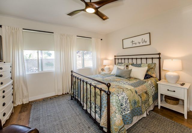 12 Wharfdale, Sacramento, CA 95835