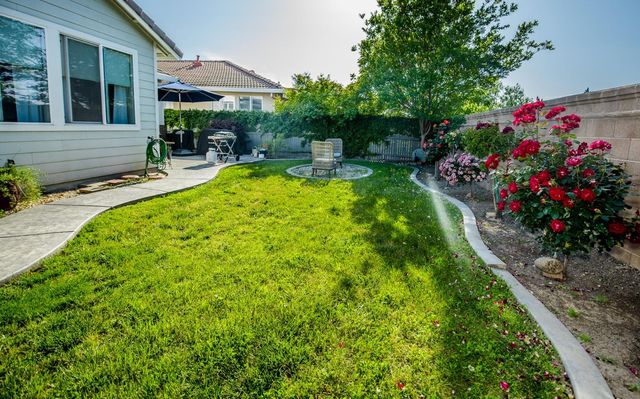 12 Wharfdale, Sacramento, CA 95835