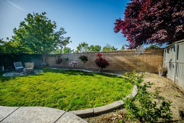 12 Wharfdale, Sacramento, CA 95835