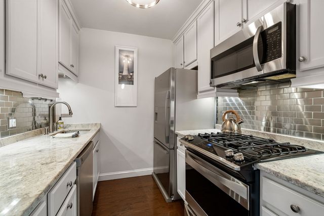 85 E India Row 19H, Boston, MA 02110