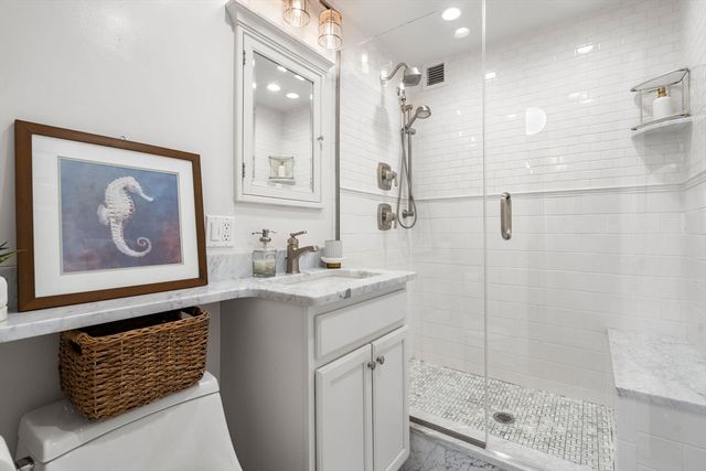 85 E India Row 19H, Boston, MA 02110