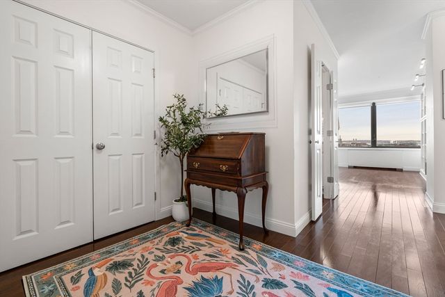 85 E India Row 19H, Boston, MA 02110