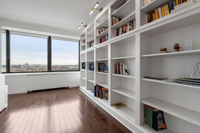 85 E India Row 19H, Boston, MA 02110