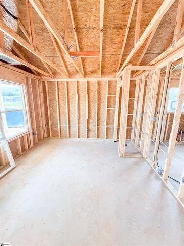 17964 Hwy 101 S, Gray Court, SC 29645