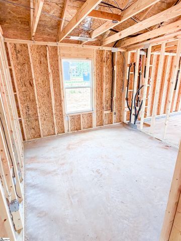 17964 Hwy 101 S, Gray Court, SC 29645
