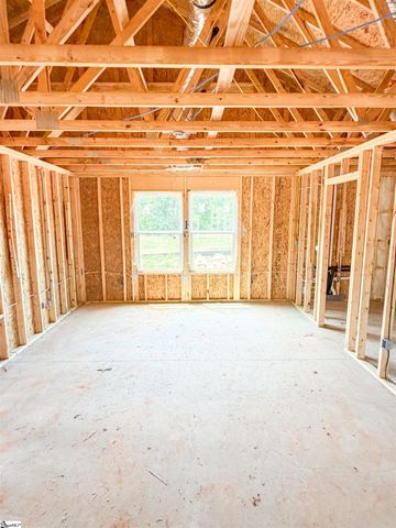 17964 Hwy 101 S, Gray Court, SC 29645