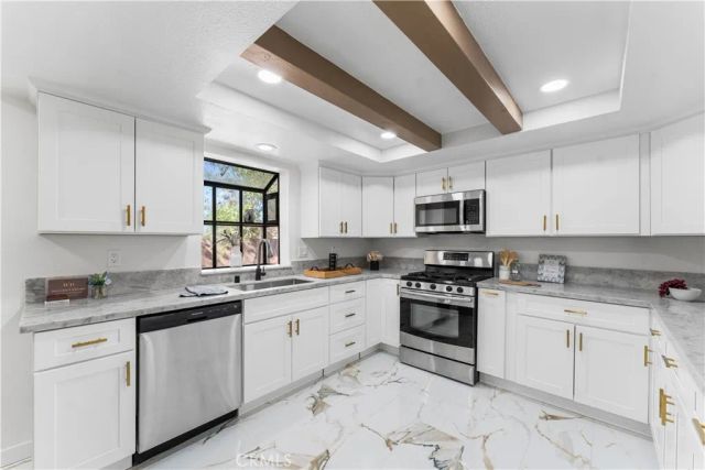 2529 W Avenue K9, Lancaster, CA 93536