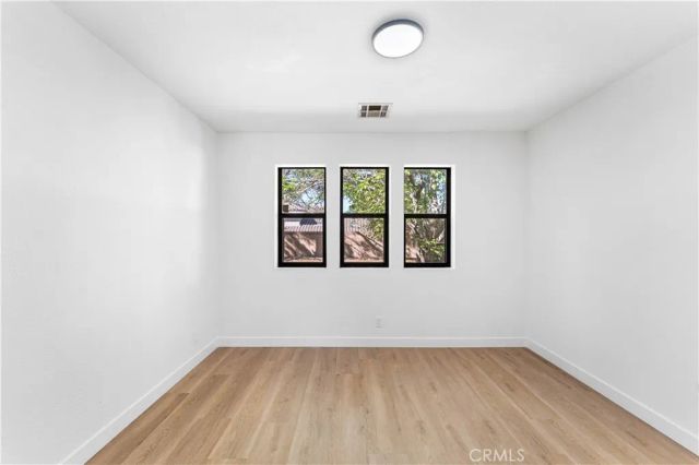 2529 W Avenue K9, Lancaster, CA 93536