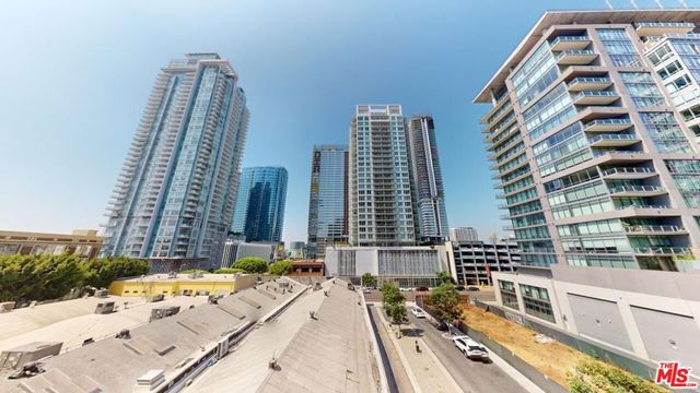 1155 S Grand Avenue 516, Los Angeles, CA 90015