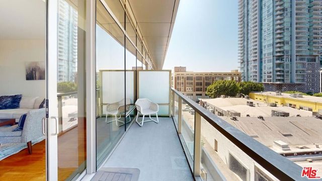 1155 S Grand Avenue 516, Los Angeles, CA 90015