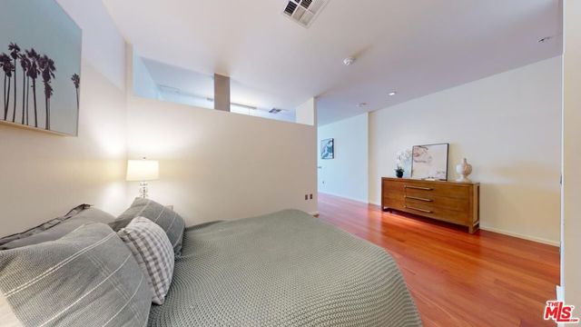 1155 S Grand Avenue 516, Los Angeles, CA 90015