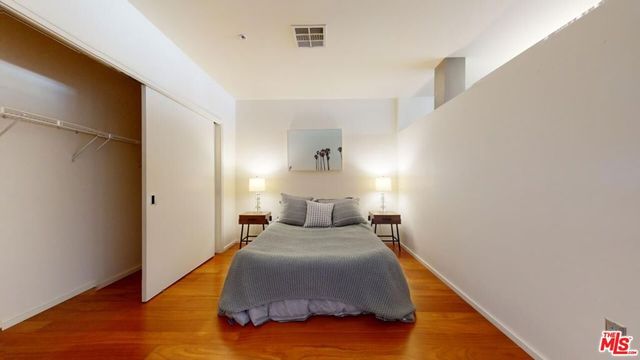 1155 S Grand Avenue 516, Los Angeles, CA 90015