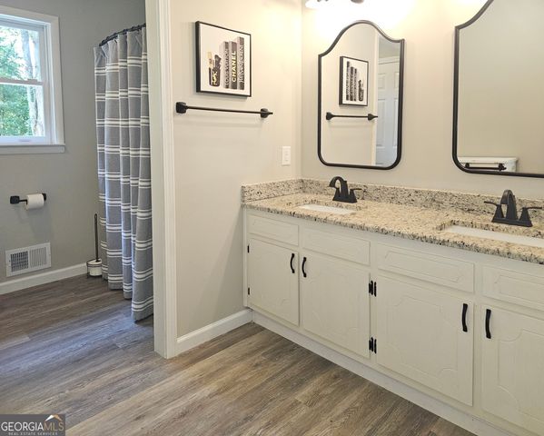 253 Yonah Valley Road, Cleveland, GA 30528