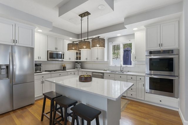 7 Grindstone Ct, Westborough, MA 01581