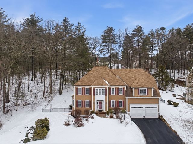 7 Grindstone Ct, Westborough, MA 01581
