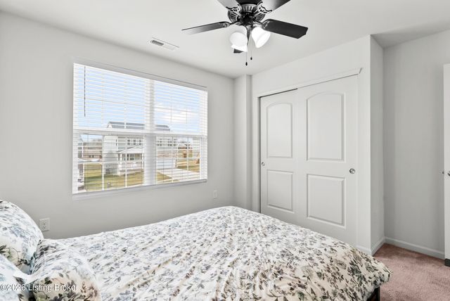 240 Ardmore Crossing Dr, Shelbyville, KY 40065