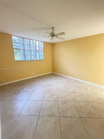 9949 Sandalfoot Boulevard 514, Boca Raton, FL 33428