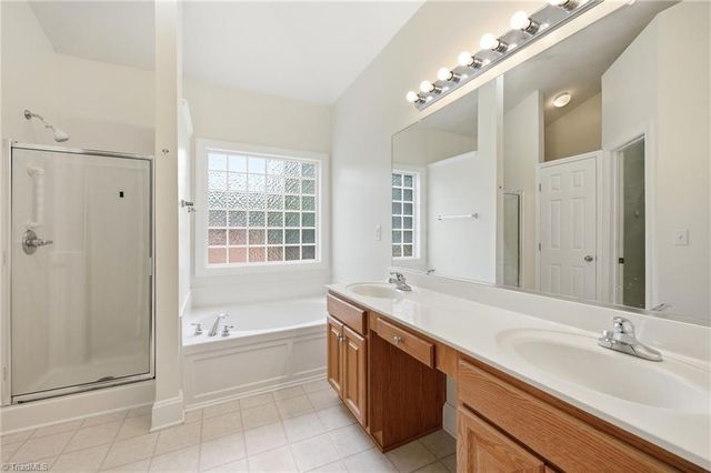 5410 Stone Crossing Drive, Winston-salem, NC 27104
