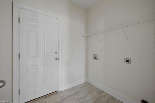 5410 Stone Crossing Drive, Winston-salem, NC 27104