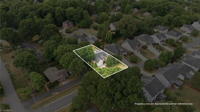 5410 Stone Crossing Drive, Winston-salem, NC 27104