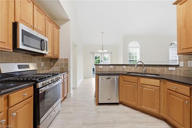 5410 Stone Crossing Drive, Winston-salem, NC 27104