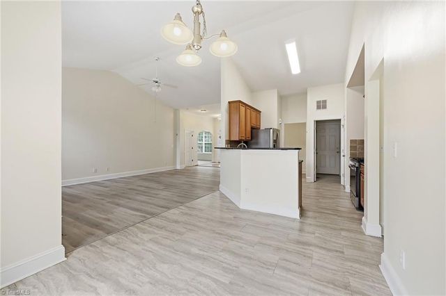 5410 Stone Crossing Drive, Winston-salem, NC 27104