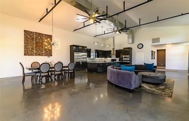 3525 County Road 617, Venus, TX 76084