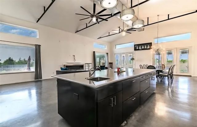 3525 County Road 617, Venus, TX 76084